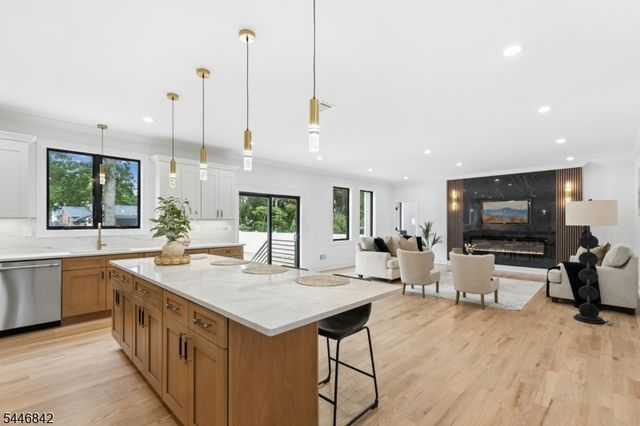 433 Grant Ave, Scotch Plains Twp., NJ 07076