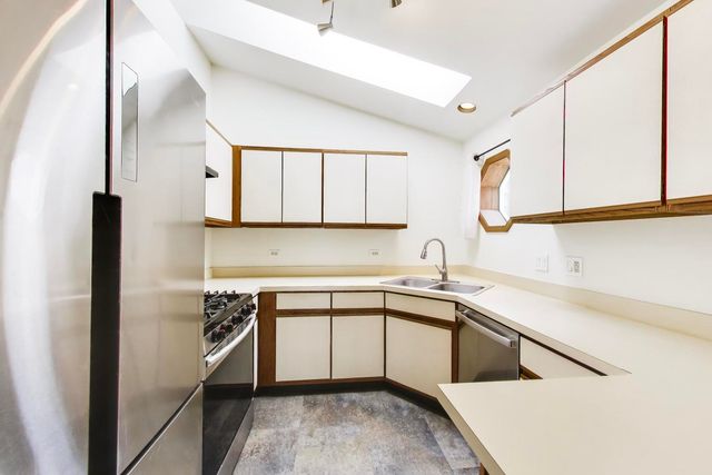 1951 N Stillwater Road 0, Arlington Heights, IL 60004