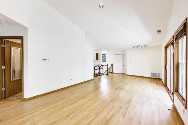 1951 N Stillwater Road 0, Arlington Heights, IL 60004