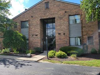 1544 W Galbraith Road, North College Hill, OH 45231