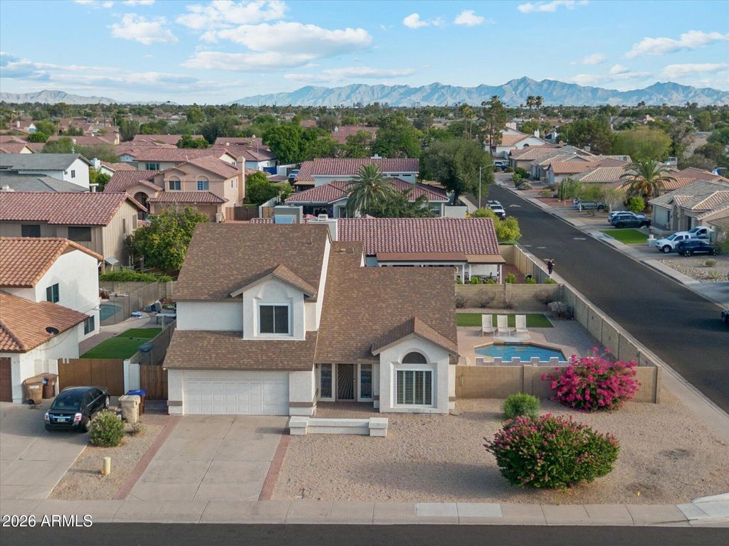 7233 W CORRINE Drive, Peoria, AZ 85381 — photo 4