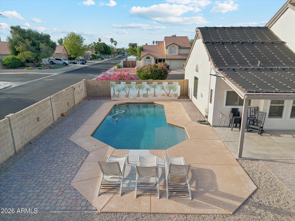 7233 W CORRINE Drive, Peoria, AZ 85381 — photo 5