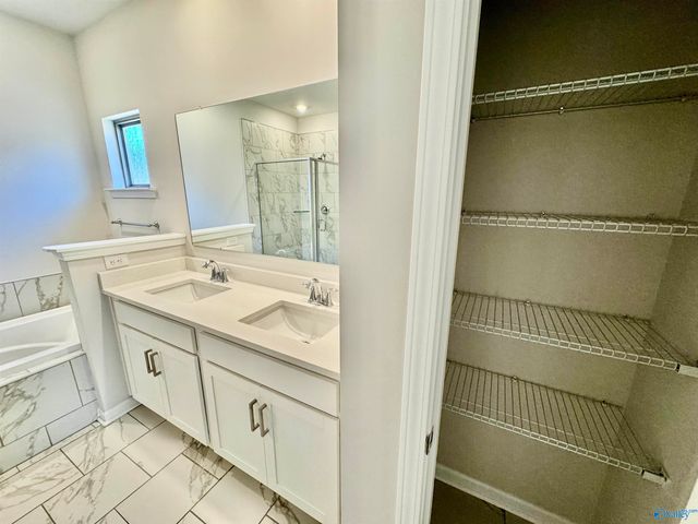 14557 Mountain Stream Drive, Athens, AL 35613