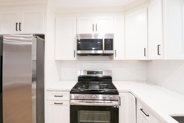 1331 87th Avenue, Oakland, CA 94621