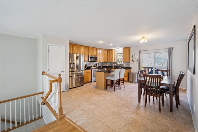 4864 63rd Street, Urbandale, IA 50322