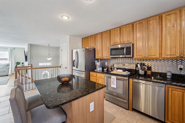 4864 63rd Street, Urbandale, IA 50322