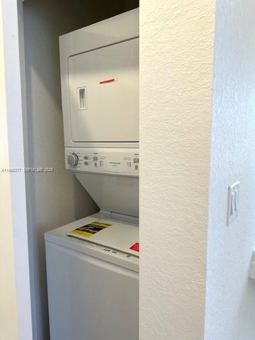 2582 SE 29th St, Homestead, FL 33035