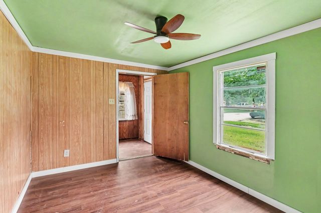 506 Woodard Avenue, Cleburne, TX 76033