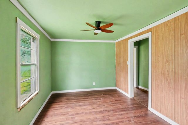 506 Woodard Avenue, Cleburne, TX 76033
