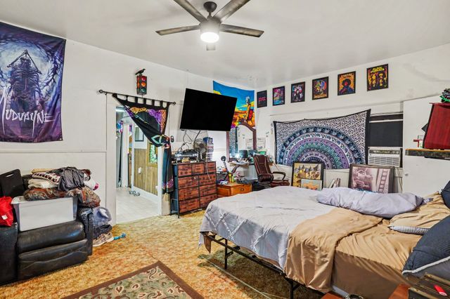 506 Woodard Avenue, Cleburne, TX 76033
