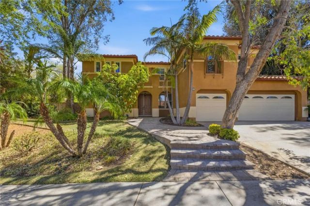 1568 Vandagriff, Corona, CA 92883