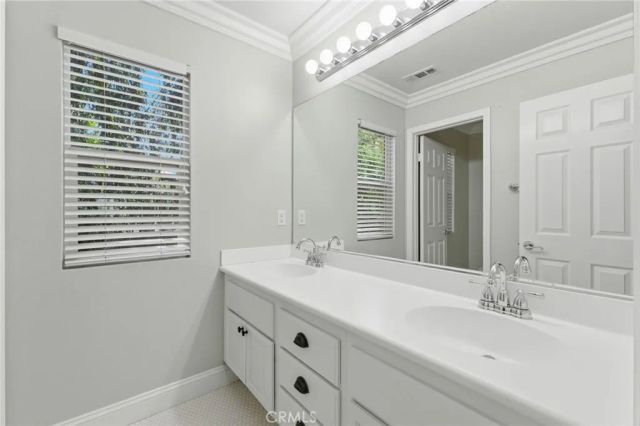 1568 Vandagriff, Corona, CA 92883