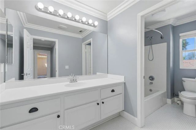 1568 Vandagriff, Corona, CA 92883