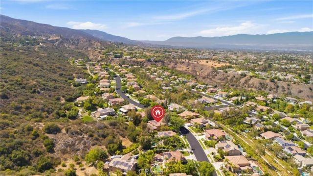 1568 Vandagriff, Corona, CA 92883