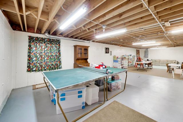 5660 Trinity Court, Gurnee, IL 60031