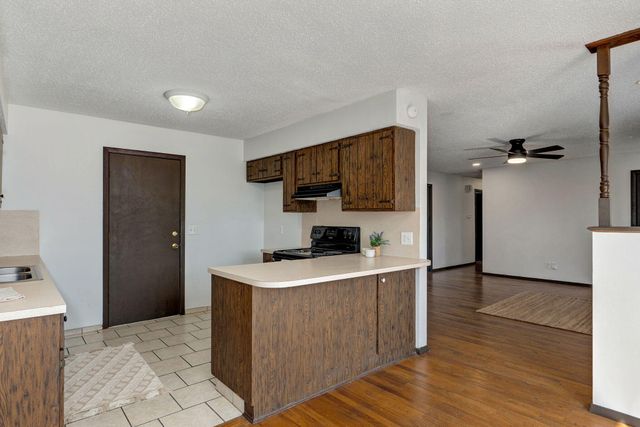 2546 S Fort Avenue, Springfield, MO 65807