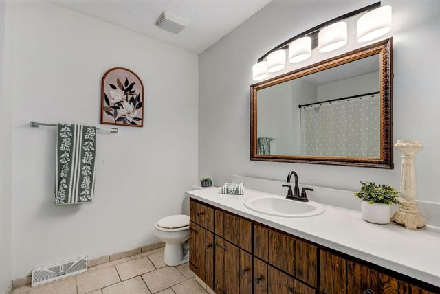 2546 S Fort Avenue, Springfield, MO 65807