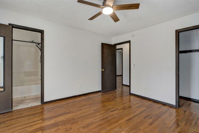 2546 S Fort Avenue, Springfield, MO 65807