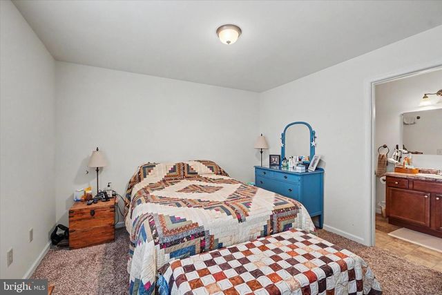 2 CREEKSIDE, Wrightsville, PA 17368