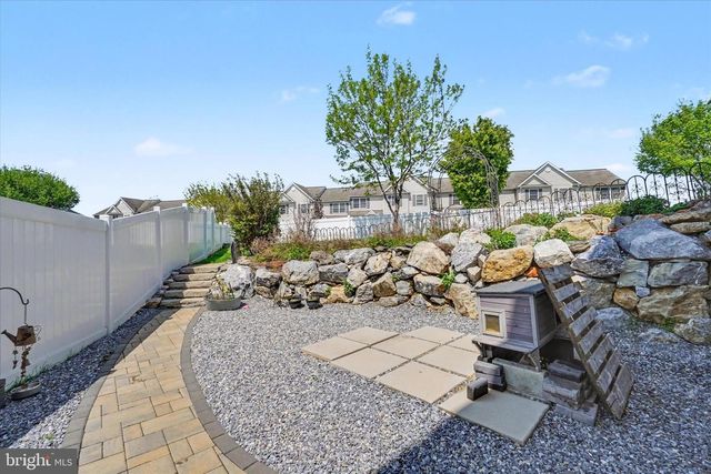 2 CREEKSIDE, Wrightsville, PA 17368