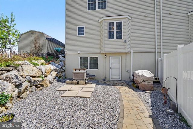 2 CREEKSIDE, Wrightsville, PA 17368