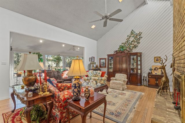 5207 Northmoor Drive, Dallas, TX 75229