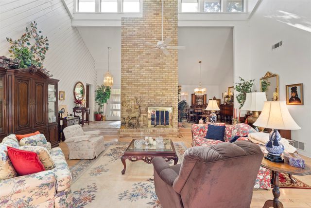 5207 Northmoor Drive, Dallas, TX 75229