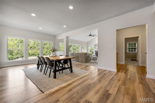 1109 Windridge Estates Lane, Chesterfield, MO 63005