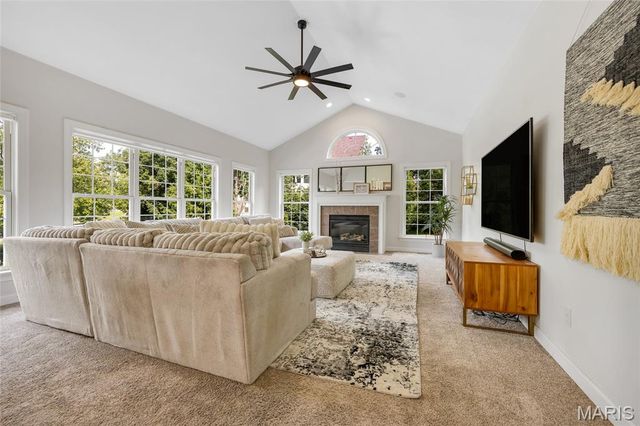 1109 Windridge Estates Lane, Chesterfield, MO 63005