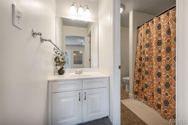 1109 Windridge Estates Lane, Chesterfield, MO 63005