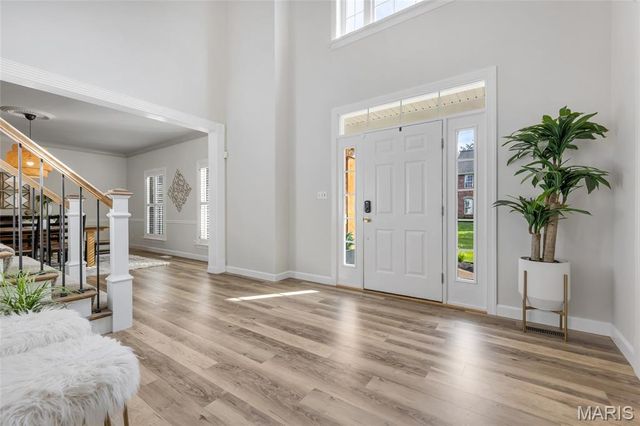 1109 Windridge Estates Lane, Chesterfield, MO 63005