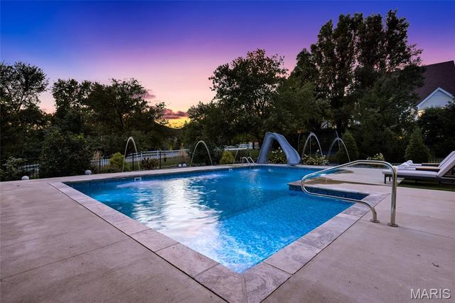 1109 Windridge Estates Lane, Chesterfield, MO 63005