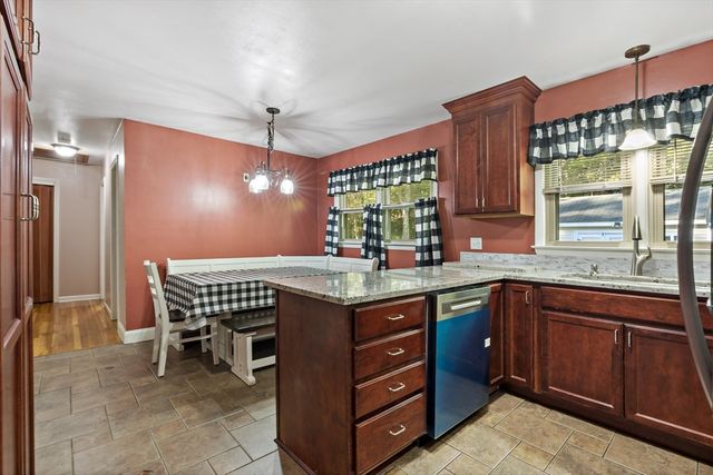 1352 Main St, Dighton, MA 02715