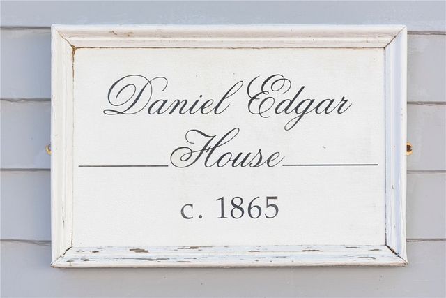 83 John Street, Newport, RI 02840