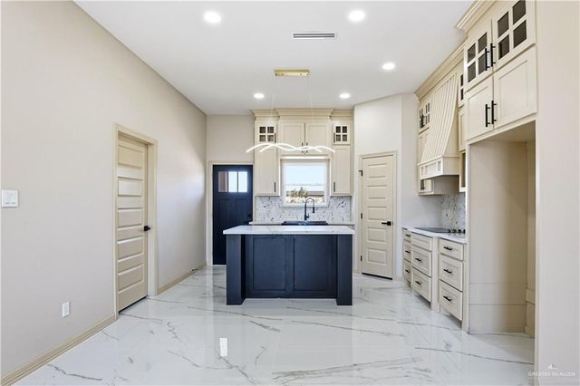 6015 Napa Avenue, Edinburg, TX 78542