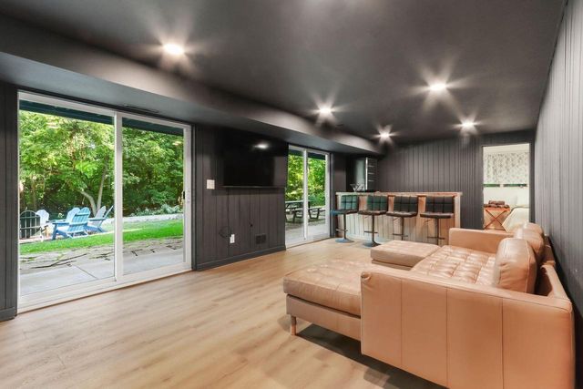 W3552 Wildwood DRIVE, Lake Geneva, WI 53147