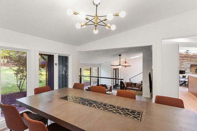 W3552 Wildwood DRIVE, Lake Geneva, WI 53147