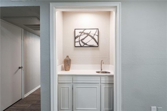 6000 N Pennsylvania Avenue 46, Oklahoma City, OK 73112