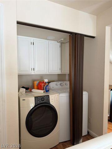 2708 Baycliff Court 4, Las Vegas, NV 89117