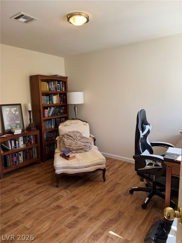 2708 Baycliff Court 4, Las Vegas, NV 89117