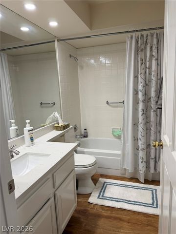 2708 Baycliff Court 4, Las Vegas, NV 89117