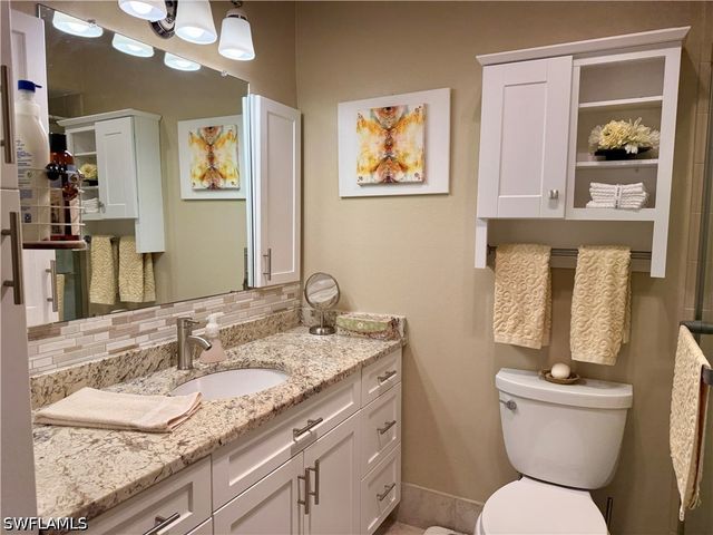 7079 Cedarhurst DR, Fort Myers, FL 33919