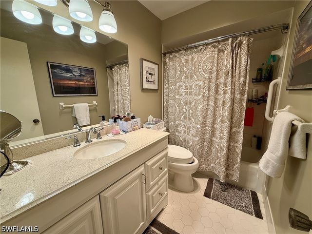 7079 Cedarhurst DR, Fort Myers, FL 33919