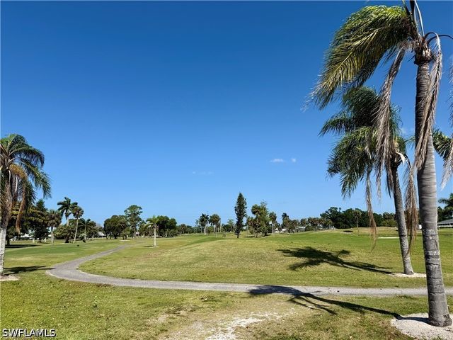 7079 Cedarhurst DR, Fort Myers, FL 33919