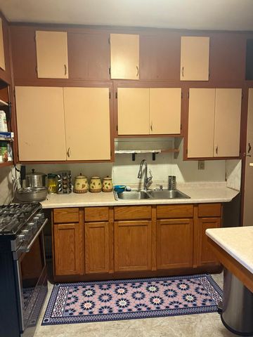 4921 Ash Avenue, Hammond, IN 46327