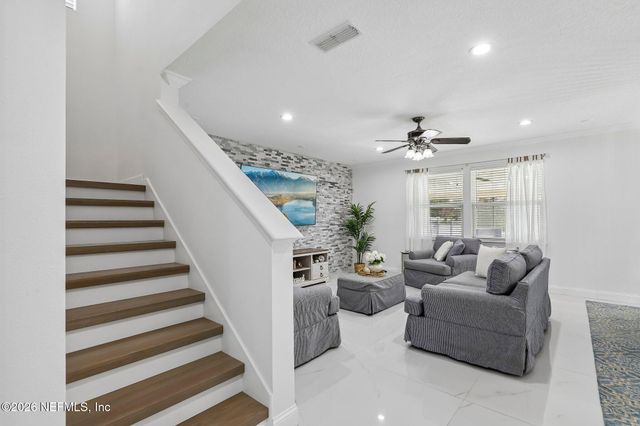 536 GLENDALE Lane, Orange Park, FL 32065
