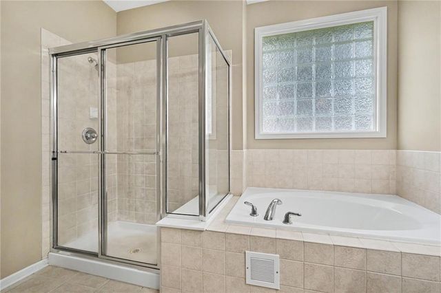 24012 St Andrews Court, Paola, KS 66071