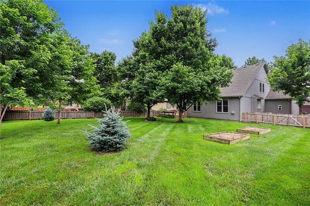 24012 St Andrews Court, Paola, KS 66071