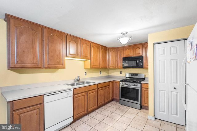 136 DENNIS AVE, Browns Mills, NJ 08015