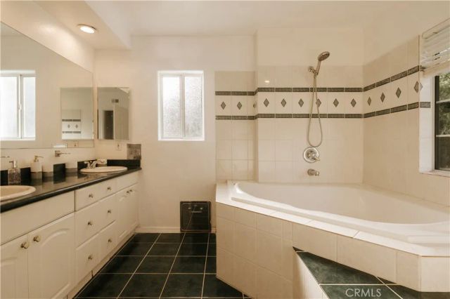 18841 Pasadero Drive, Tarzana, CA 91356